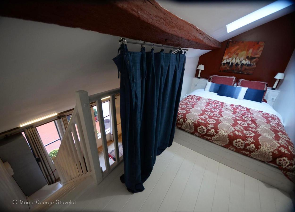 Voyage… Villa Noyers-sur-Serein Exterior foto